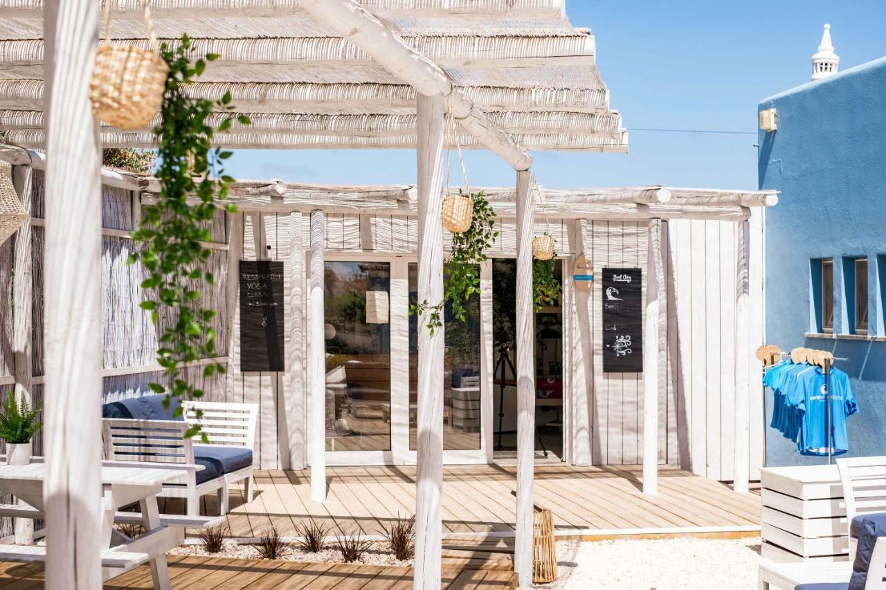 Wavesensations - Sagres Surf Houseホステル エクステリア 写真